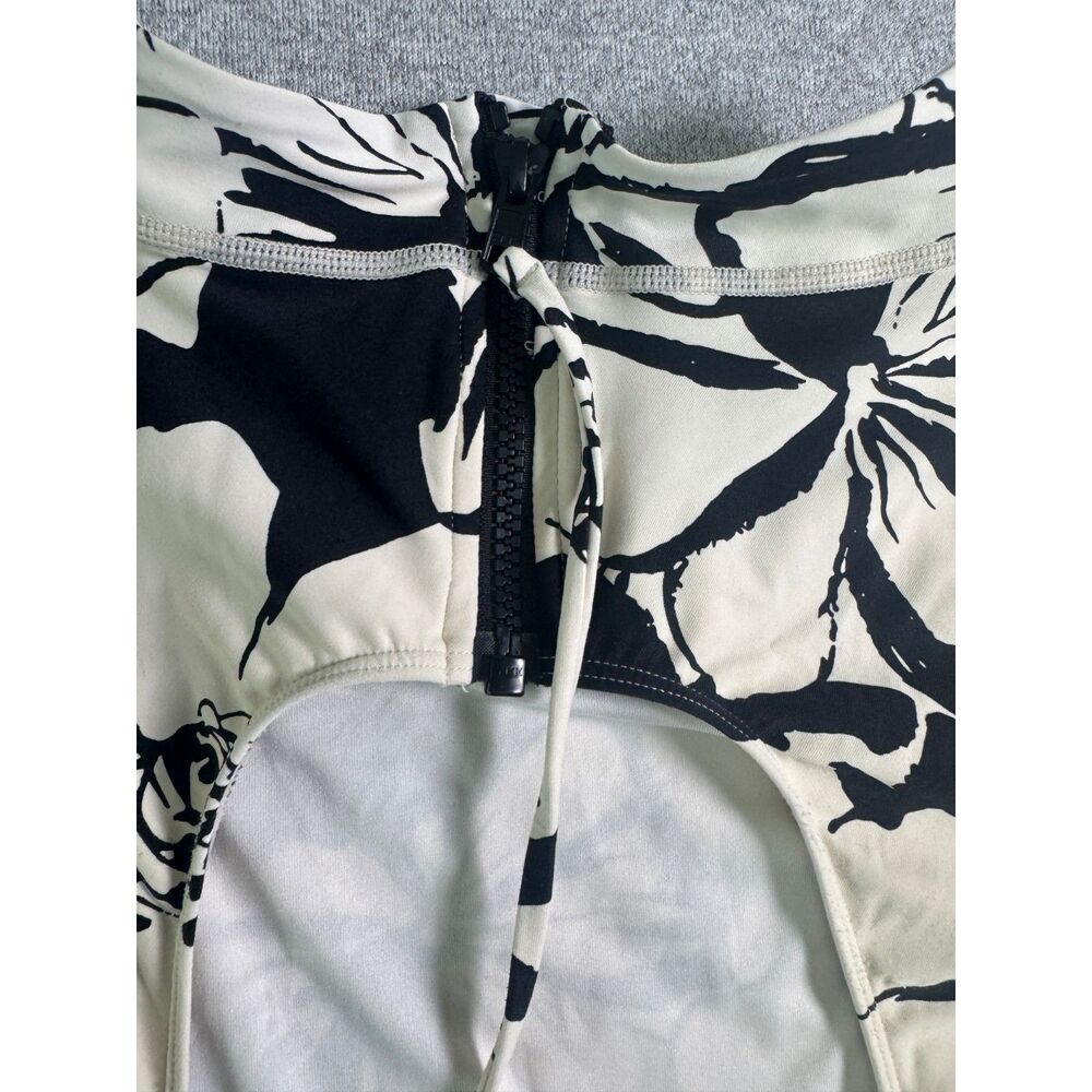 O’Neill Women’s Floral Surf Suit One Piece Swimsuit L Black White Long Sleeve - Picture 4 of 12